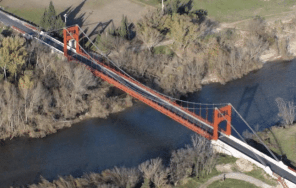 Canet suspension bridge – France